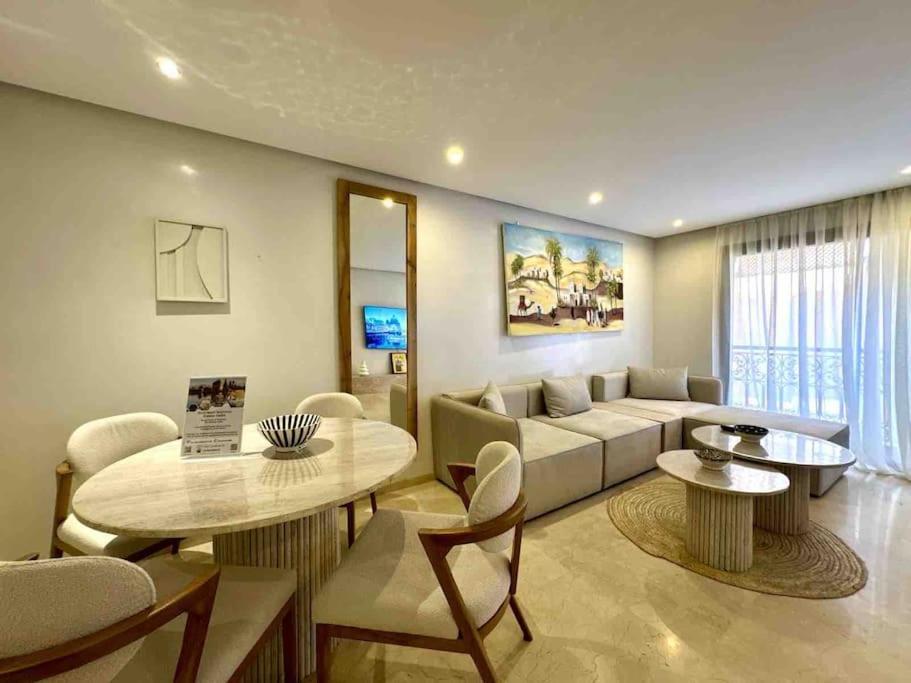Appartement De Standing + Piscine Sur Le Toit Marrakesh